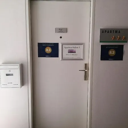 Apartament Kahne *
