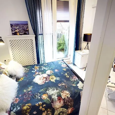 Kahne Apartament *